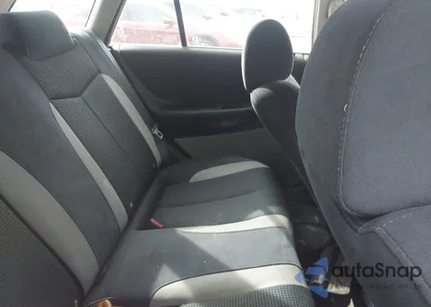 2002 Mazda Protege5 Base (A4)/Base (M5) z USA, uszkodzony, nr VIN JM1BJ245221454660